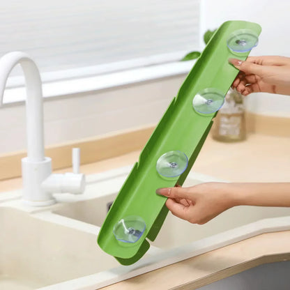 Silicone Kitchen Sink Splash Guard with Suction Cup, Waterproof and Oil-Proof, Anti-Splash Baffle, Soft Sink Shield for Dishwash